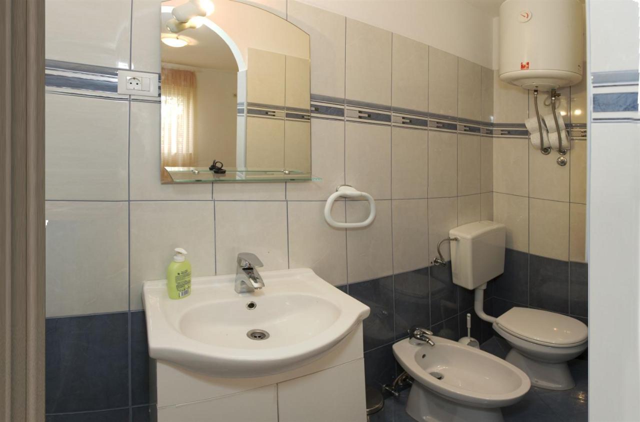 טרוגיר Apartments Gudelj מראה חיצוני תמונה