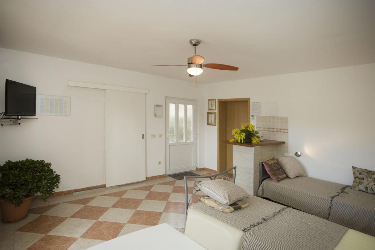 טרוגיר Apartments Gudelj מראה חיצוני תמונה